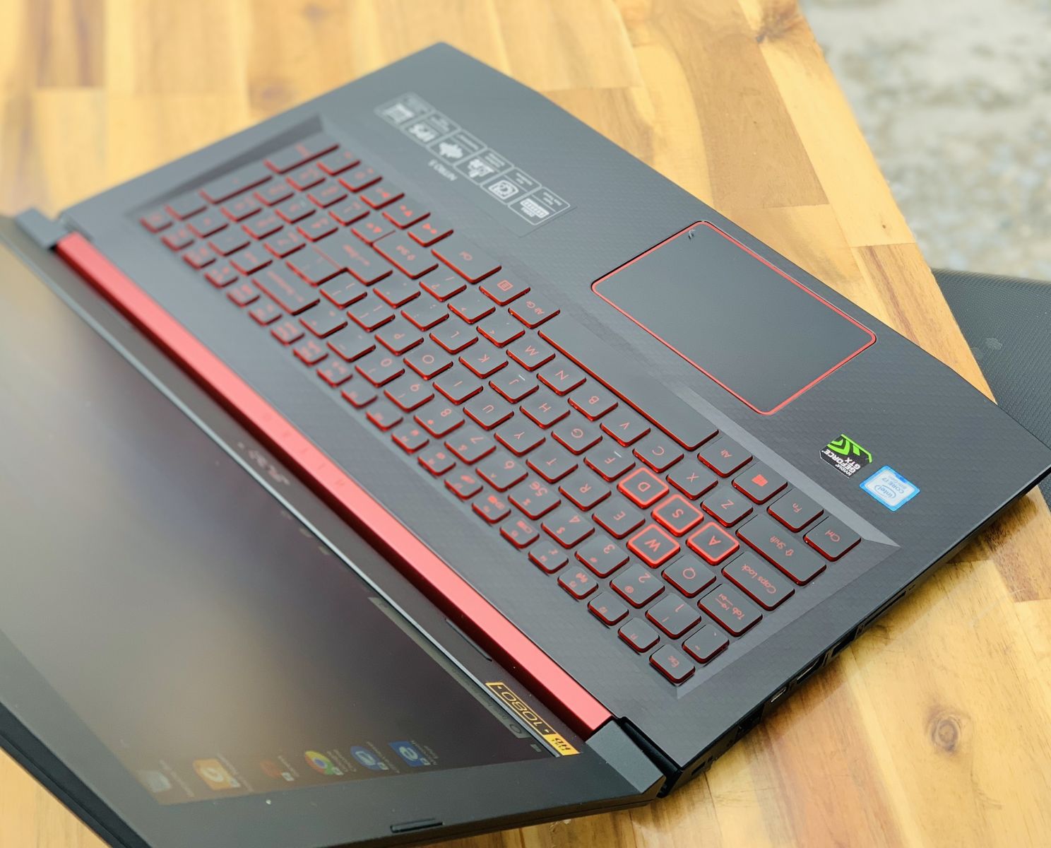 Hình Ảnh Acer Nitro 5 AN515-52 i7 8750H 