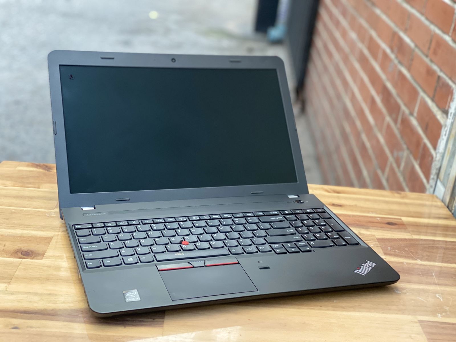 Hình ảnh Lenovo Thinkpad E570 i5 giá rẻ