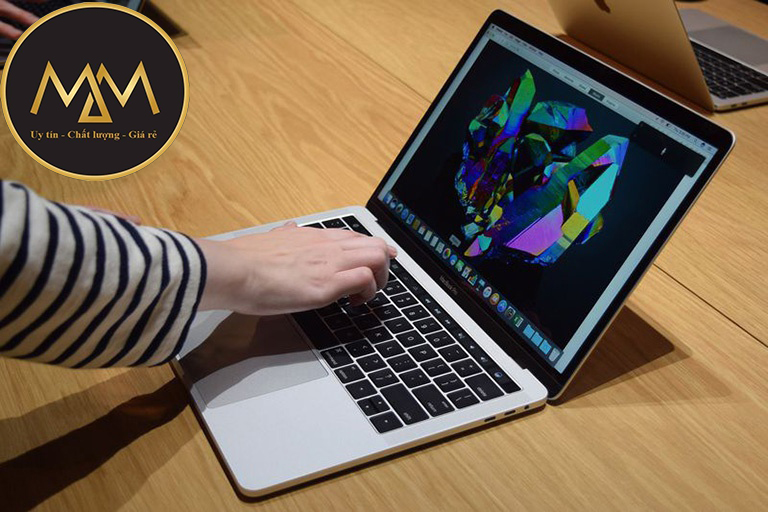 Nơi Bán MacBook Cũ Uy Tín 