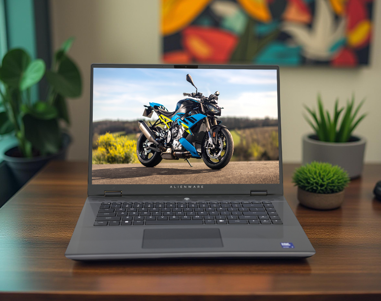 DELL ALIENWARE M16 R2 ULTRA 9 185H