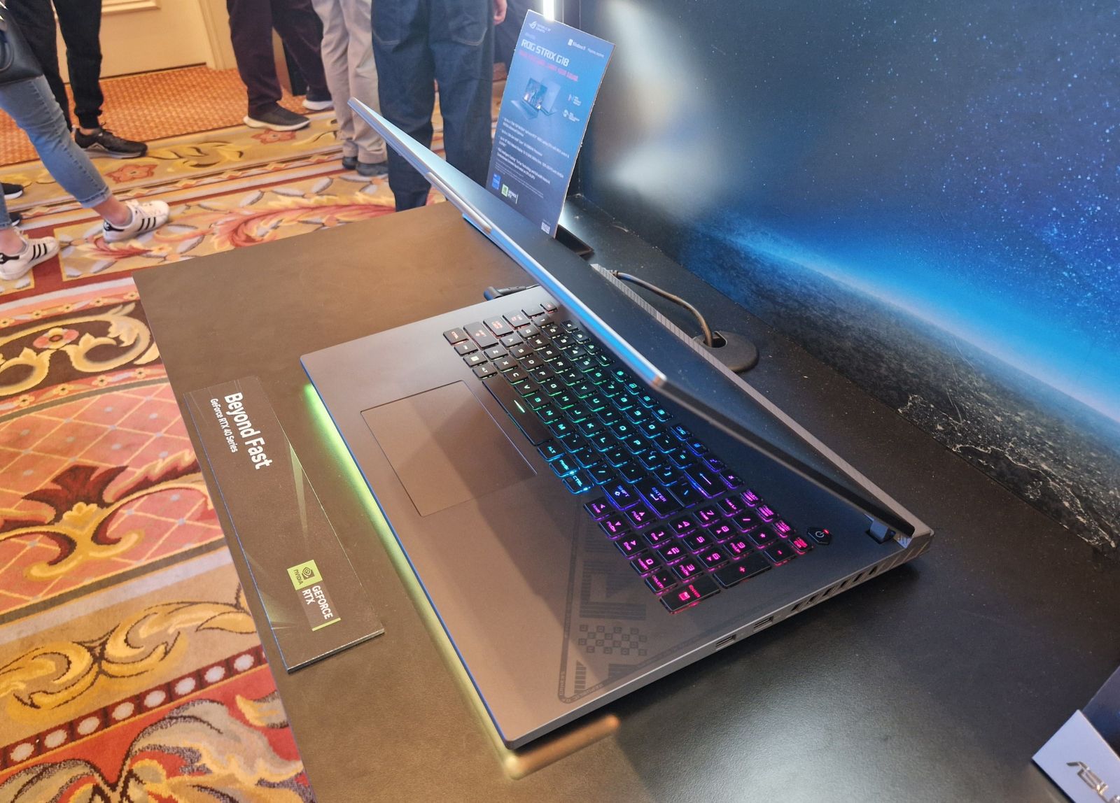 Asus Rog Strix G18 G814 I9 13980HX/ RAM 16GB SSD 1TB/ TRÀN VIỀN 18INCH/ RTX 4080 12GB/ GAMING ĐỒ HỌA/ GIÁ RẺ