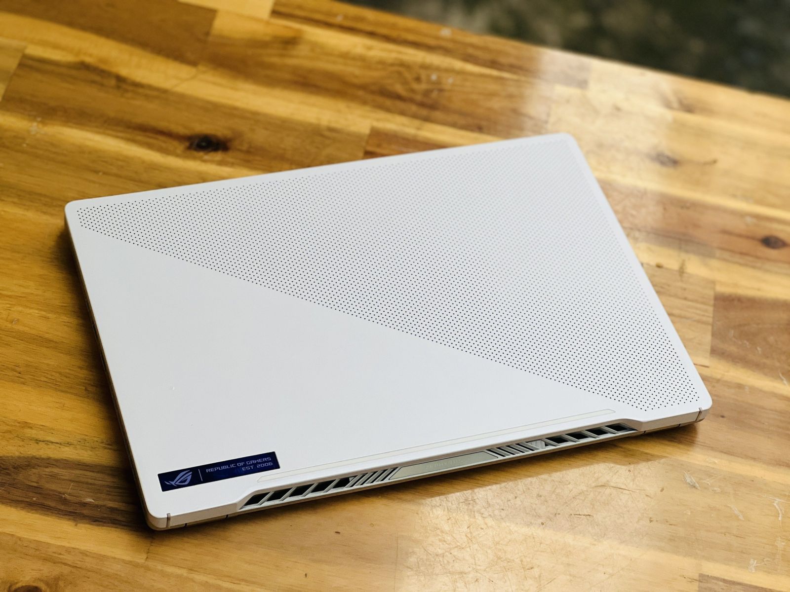 Asus Rog Zephyrus G14 GA401QM Ryzen 9 5900HS/ Ram 16GB/ SSD 1000G/ Card rời RTX 3060/ 144hz/ Chuyên Game/ Giá rẻ