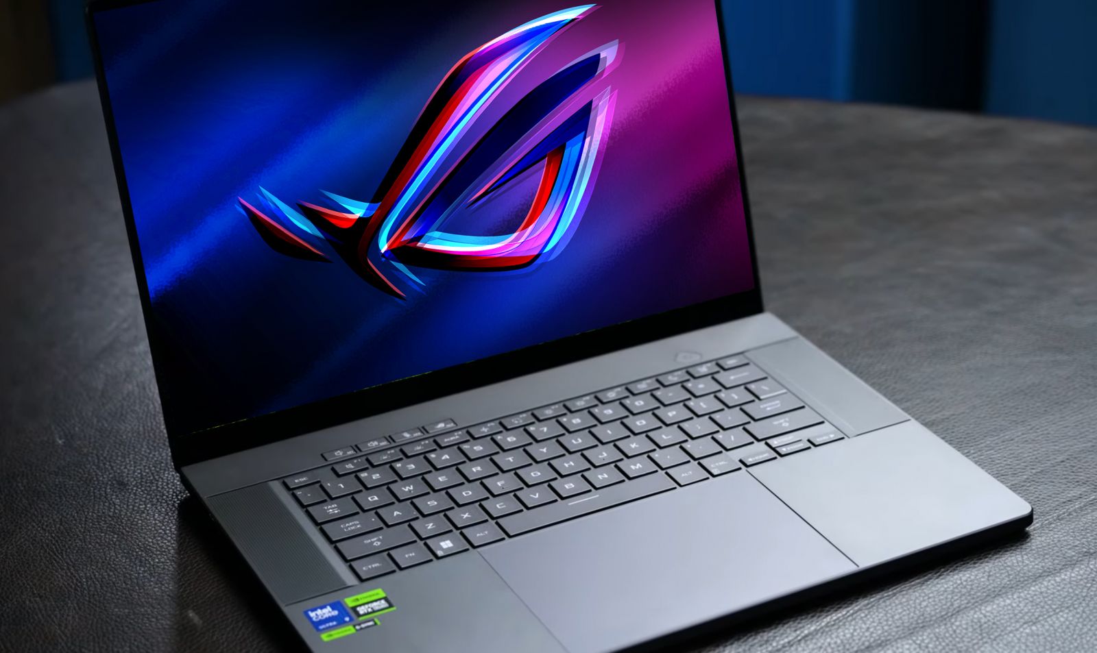 ASUS ROG ZEPHYRUS G16 GU605 2024