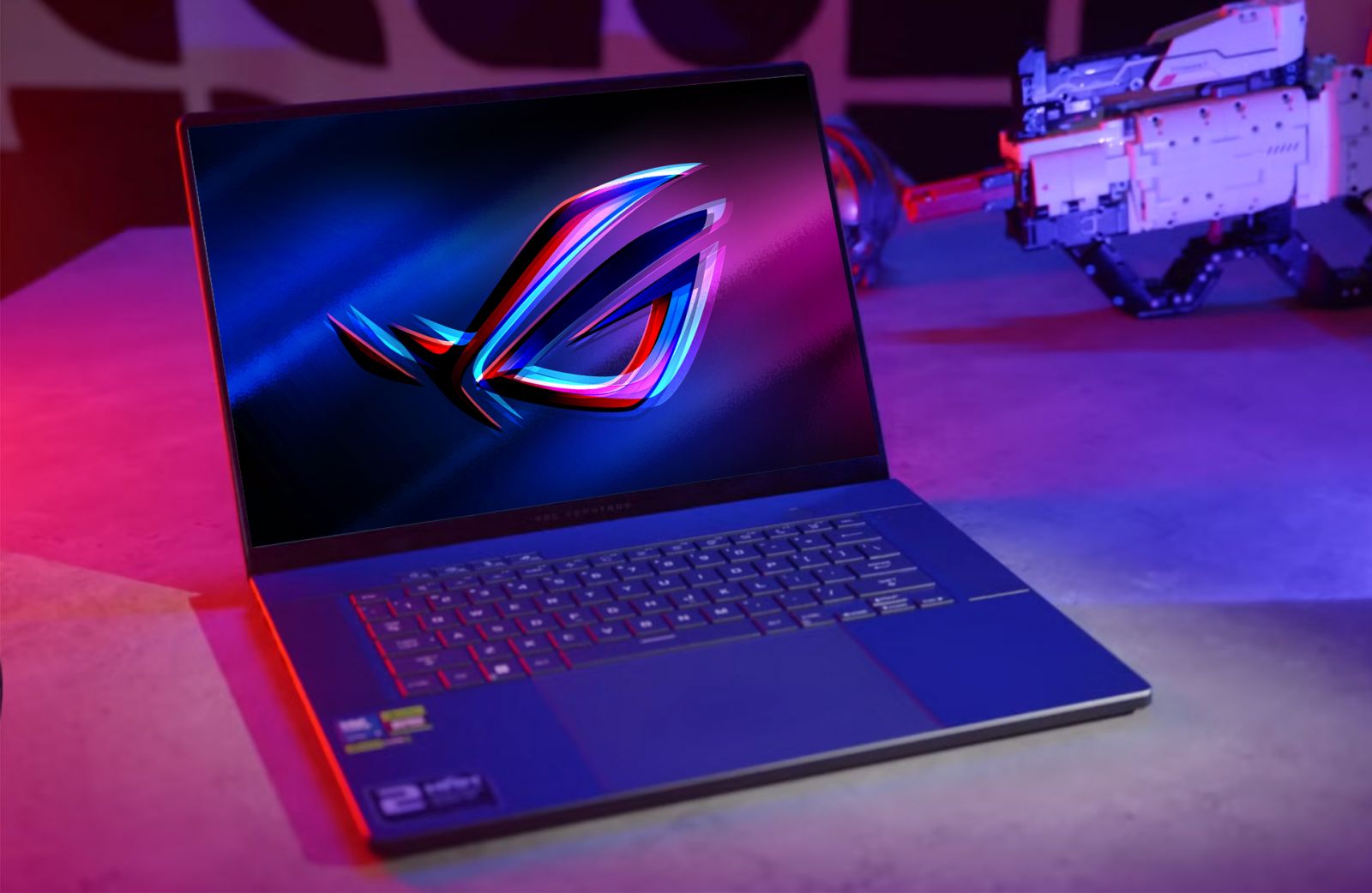 ASUS ROG ZEPHYRUS G16 GU605 2024