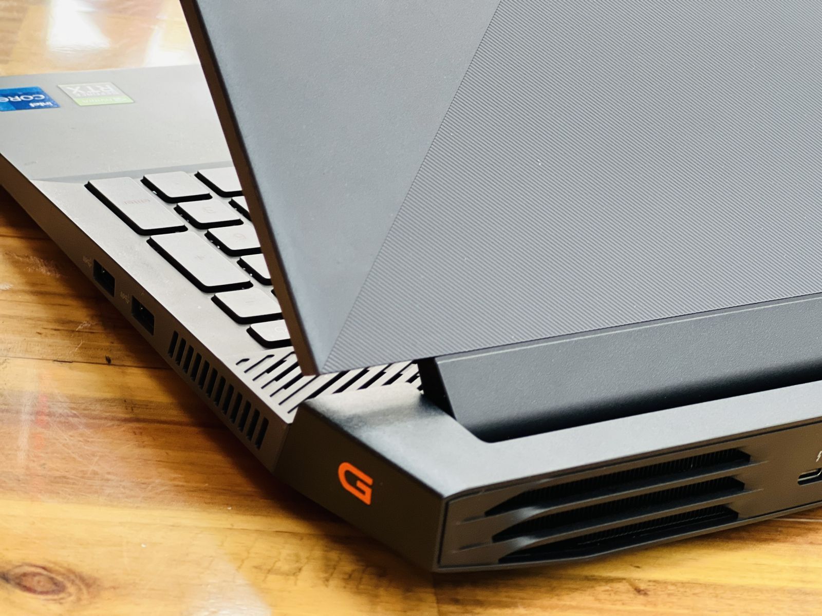 Dell G15 5520 2022 i7 12700H/ Ram 16G/ SSD1000G/ GTX 3060 6G/ 165Hz/ Laptop Gaming Giá rẻ