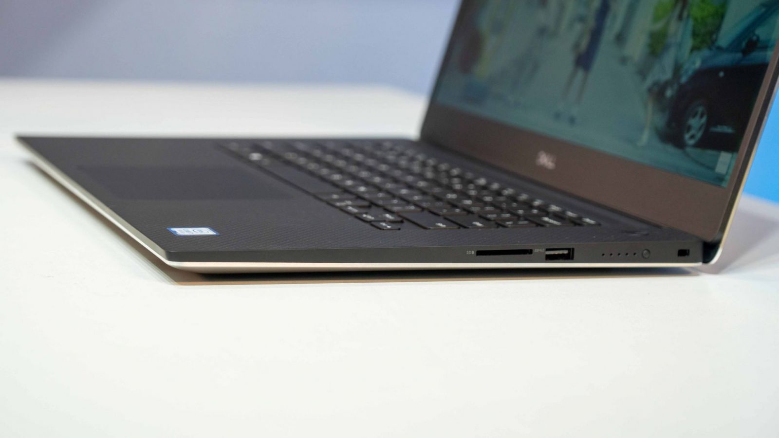 DELL PRECISION 5540 I7 9850H/ 16GB/ 512GB/ VGA RỜI QUADRO T1000 4G/ FULL HD/ LAPTOP LÀM ĐỒ HỌA/ GIÁ RẺ