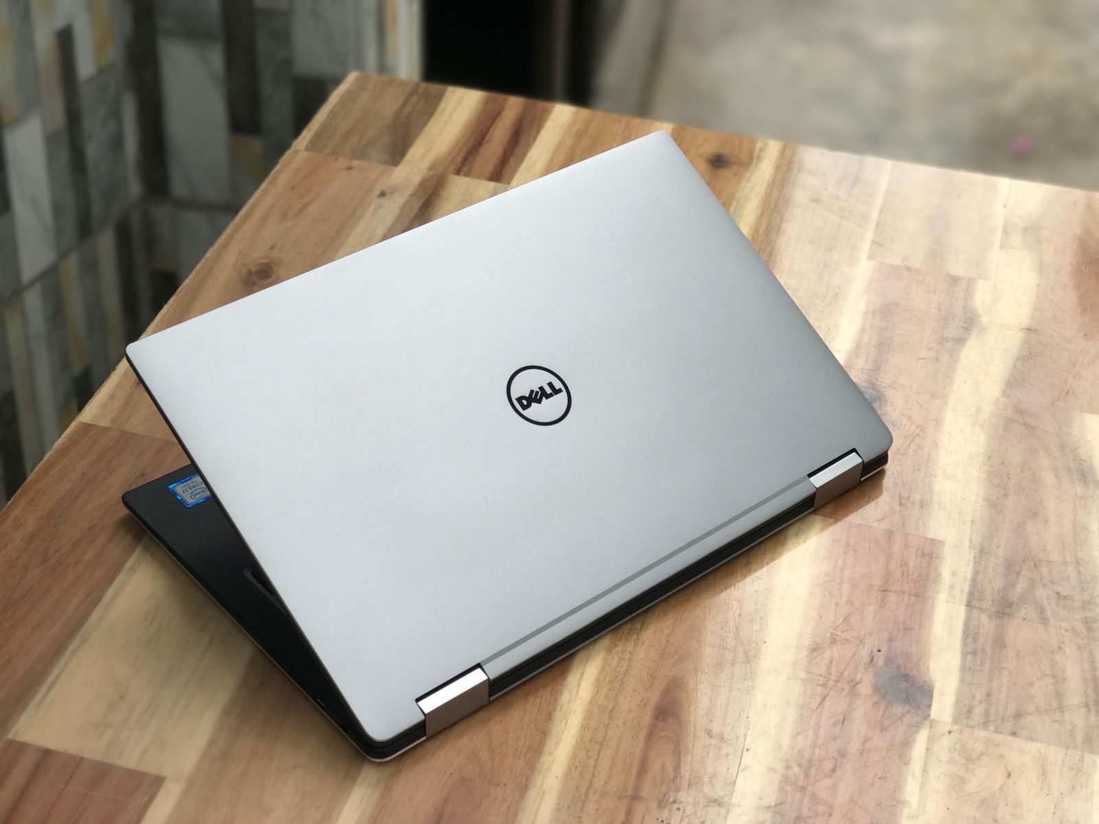 Dell XPS 13 9365 I7 7Y75/ Ram 16GB SSD 512GB/ 13.3inch 3K QHD+/ Cảm Ứng Lật Xoay/ Viền Mỏng/ Giá Rẻ