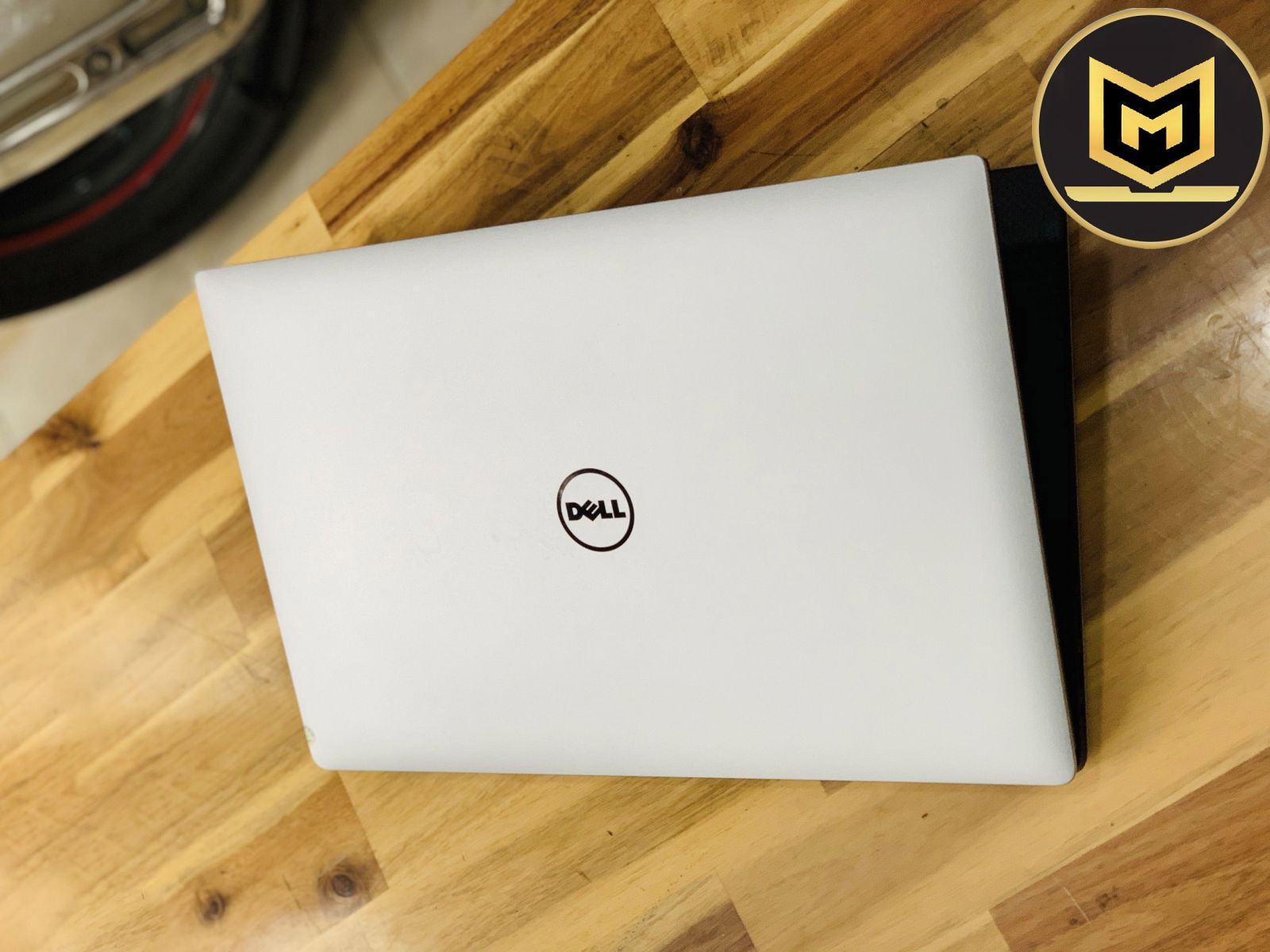 DELL XPS 15 9560 i7 7700HQ GTX 1050 GIÁ RẺ