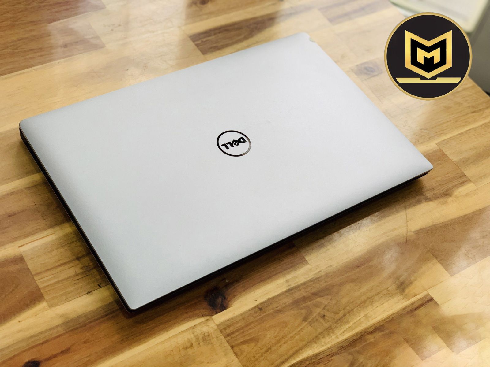 DELL XPS 15 9560 i7 7700HQ GTX 1050 GIÁ RẺ