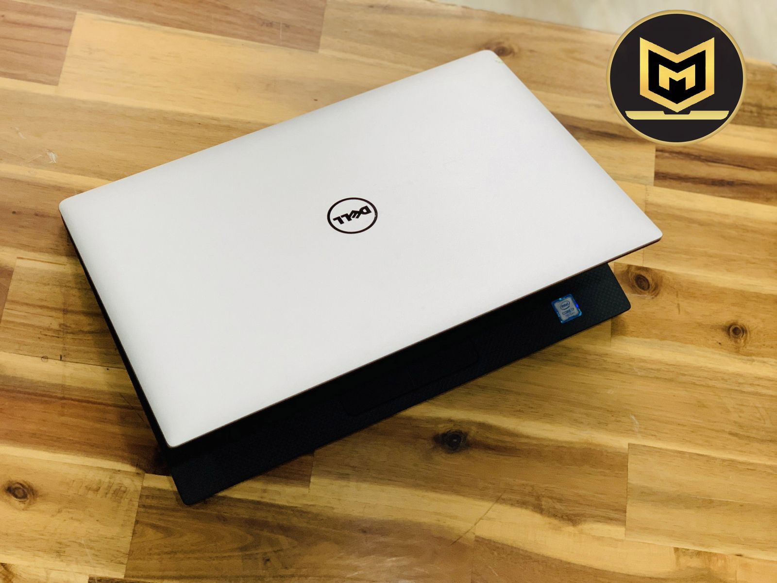 DELL XPS 15 9560 i7 7700HQ GTX 1050 GIÁ RẺ