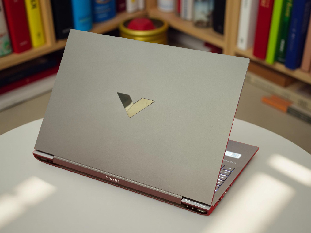 HP GAMING VICTUS 16 i5 11400H