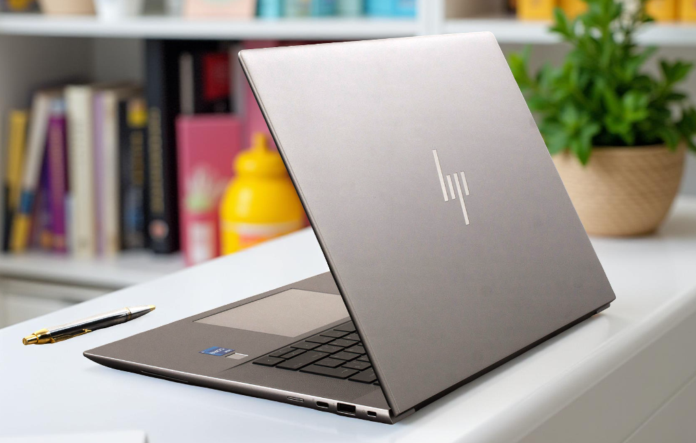 HP ZBOOK STUDIO 16 G10 i7 13800H