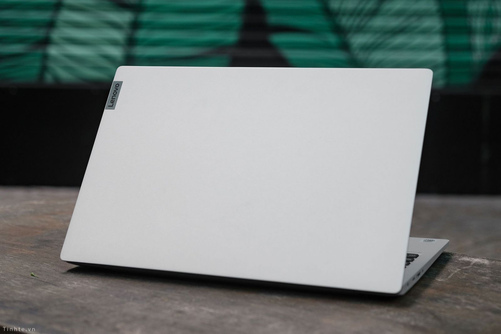 Laptop Cũ 99% LENOVO IDEAPAD SLIM 5 15IIL05 I5 1035G1/ 8GB/ SSD 256GB/ Vga MX330/ 15.6inch/ Full HD/ Giá rẻ