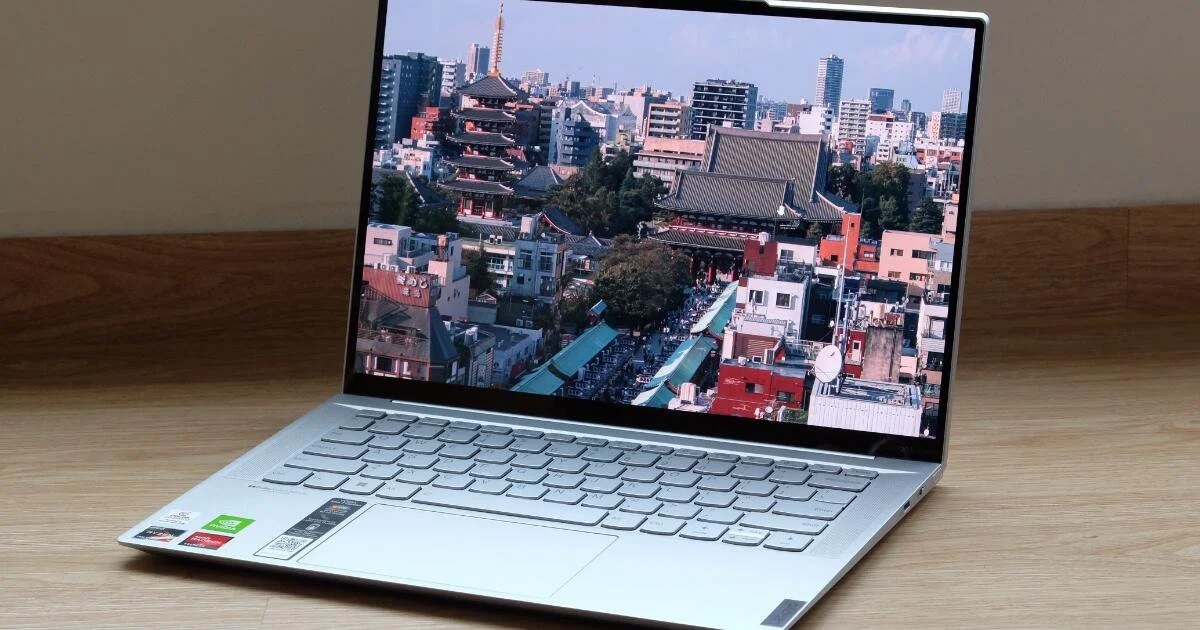 Thay màn hình laptop Lenovo giá rẻ Gò Vấp