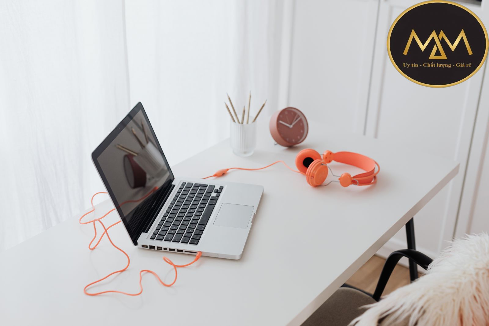 Thay ổ cứng laptop giá rẻ