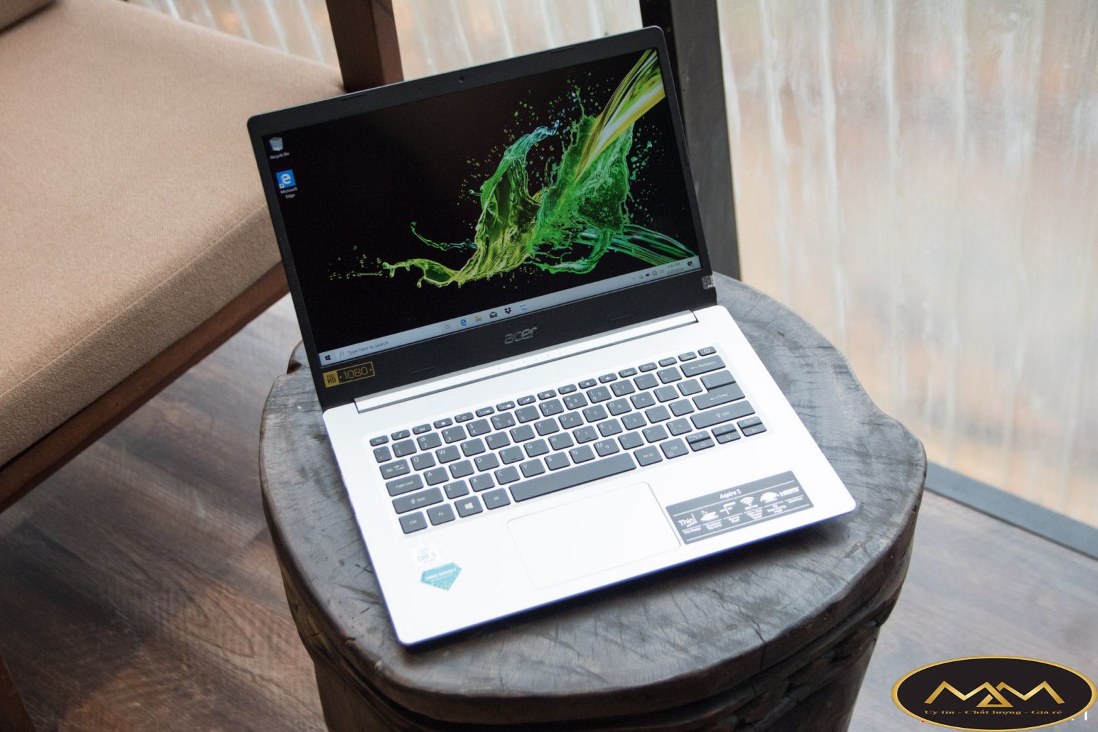 Thay-màn-hình-laptop-Acer-giá-rẻ-Tân-Bình