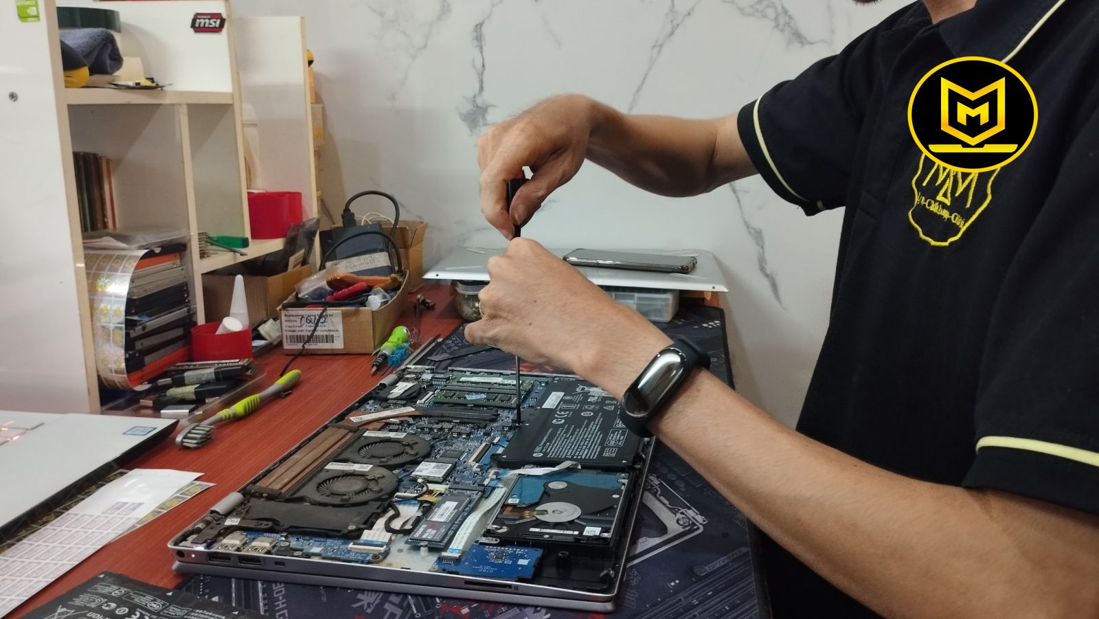 Thay-pin-laptop-Acer-quận-6