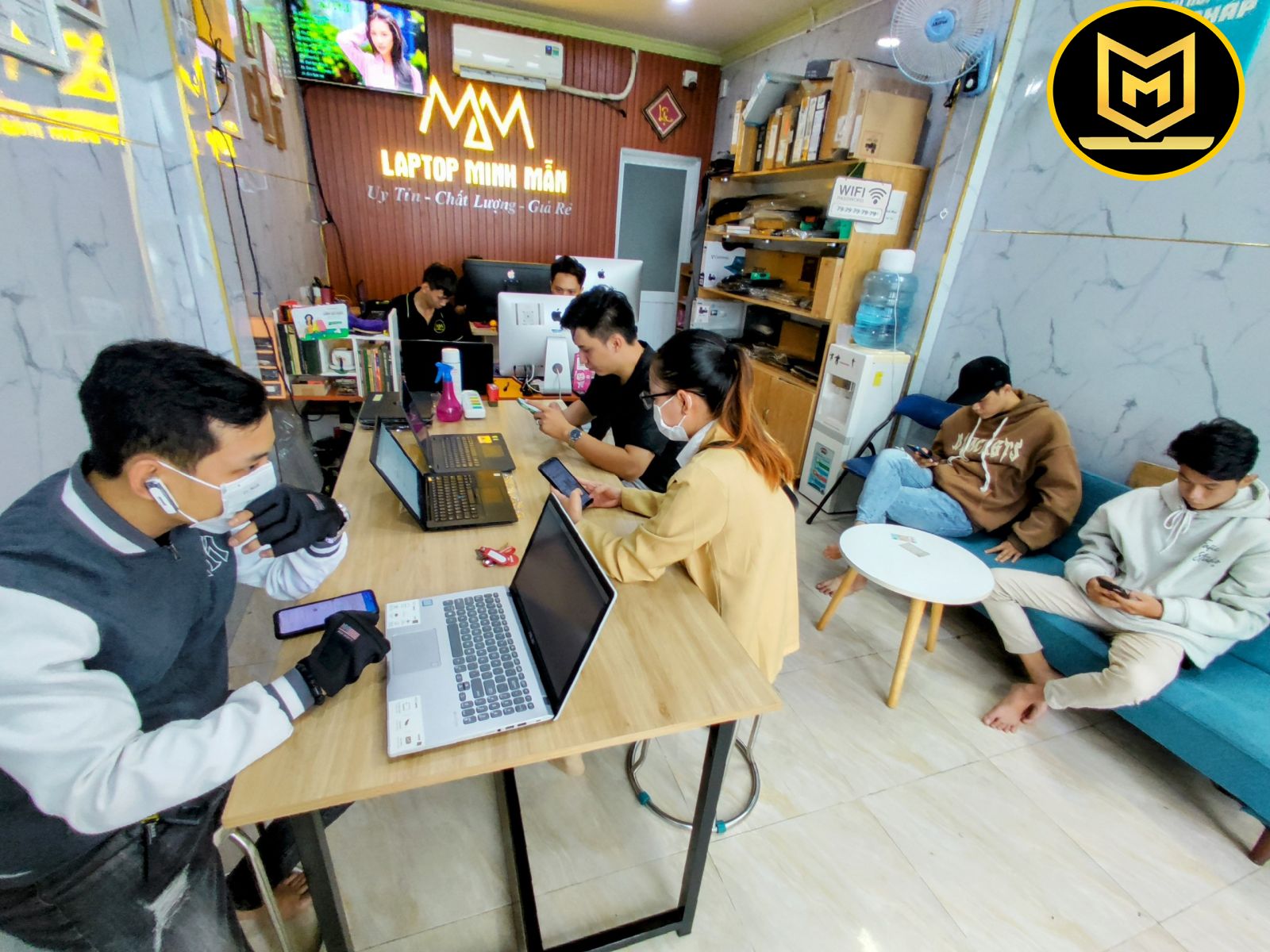 Thay-pin-laptop-Dell-quận-8