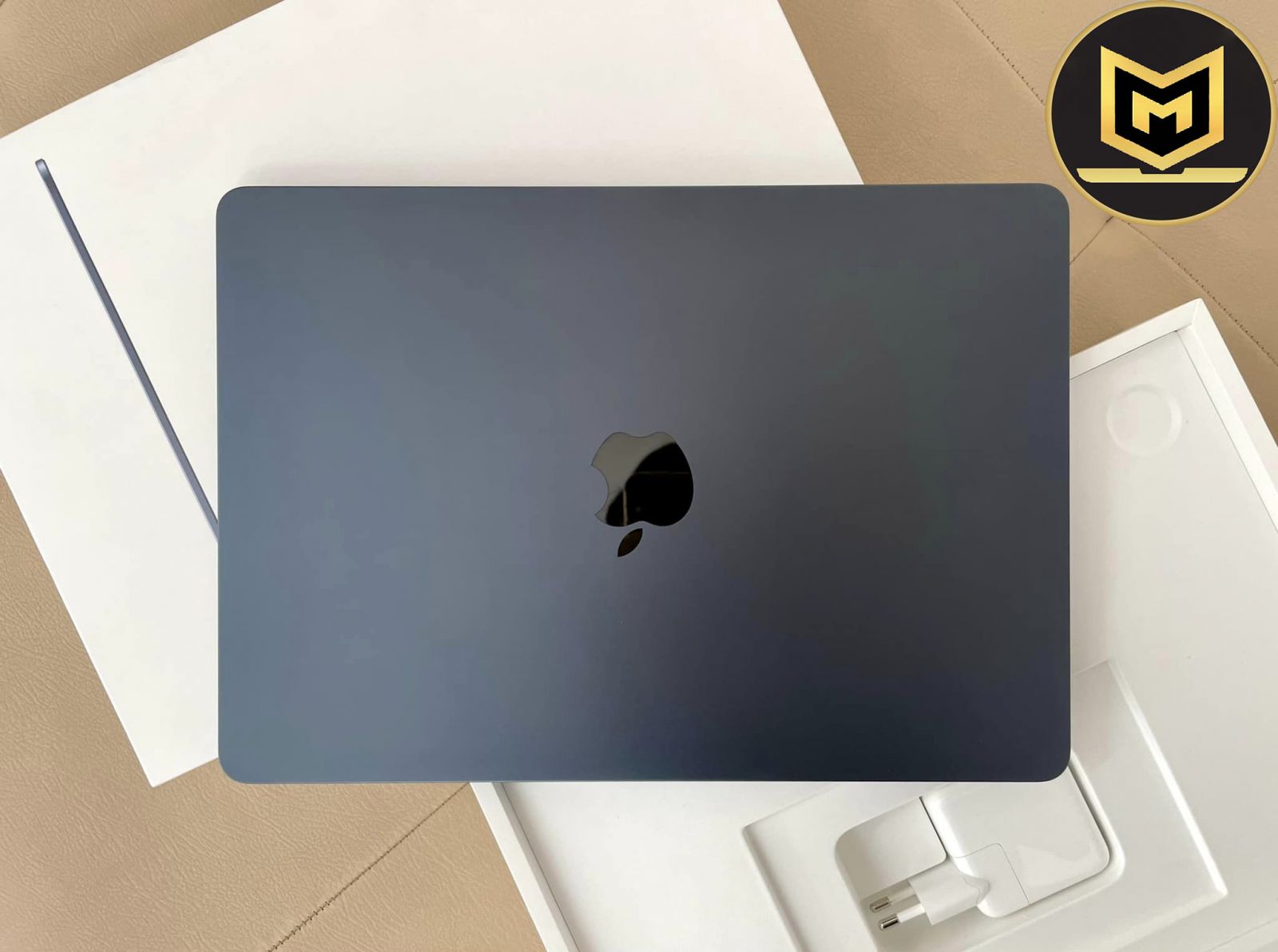 MACBOOK AIR M2 2022 MLY33SA-A RAM 8GB SSD 256GB 13.6INCH
