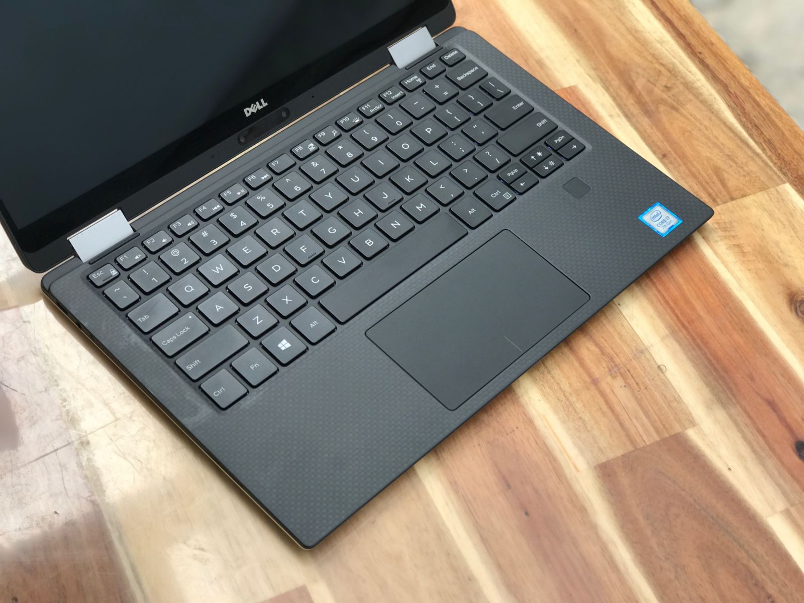 Dell XPS 13 9365 I7 7Y75/ Ram 16GB SSD 512GB/ 13.3inch 3K QHD+/ Cảm Ứng Lật Xoay/ Viền Mỏng/ Giá Rẻ