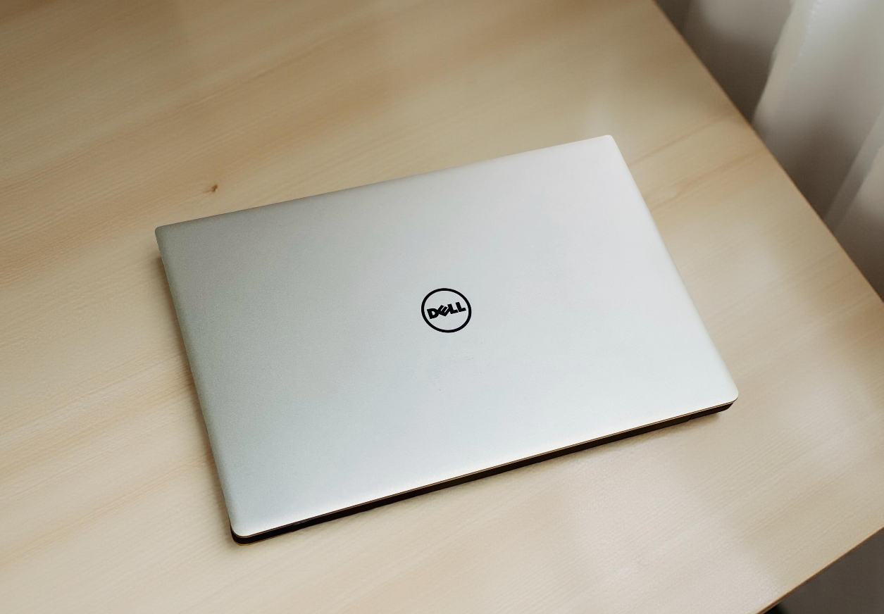 DELL XPS 9360 i5 8250U
