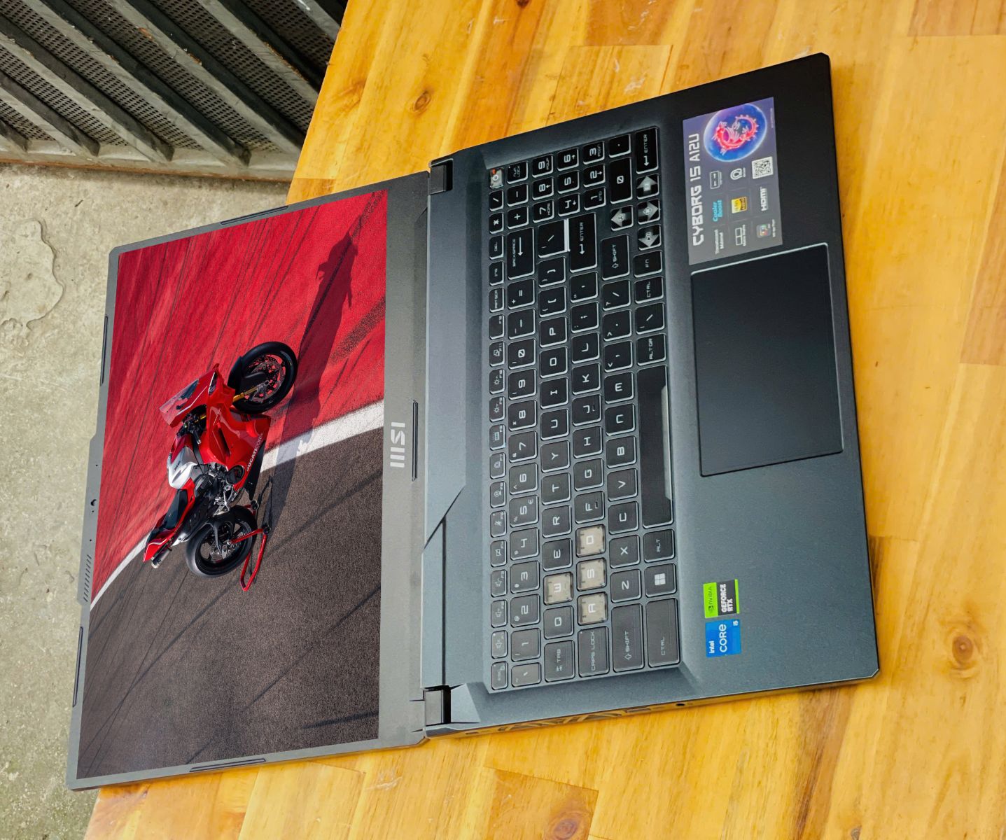 MSI CYBORG 15 A12UCX i5 12450H