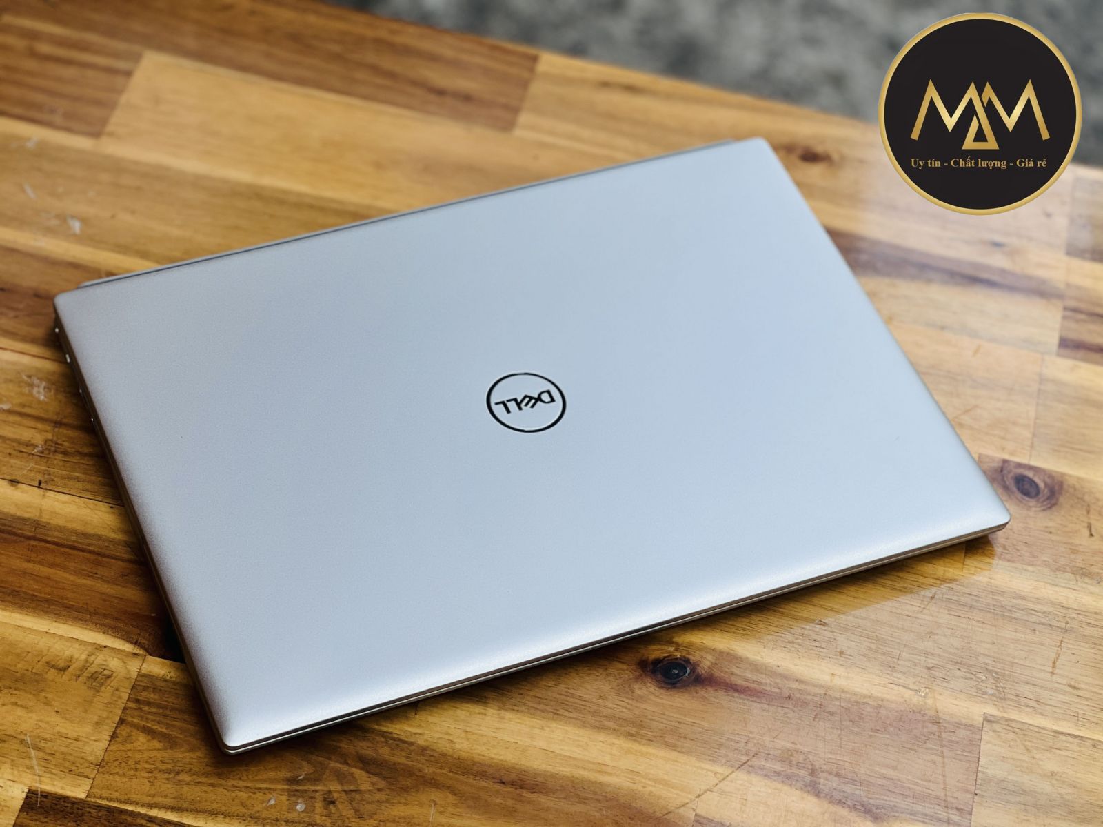 DELL INSPIRON 5625 RYZEN 7 5825U