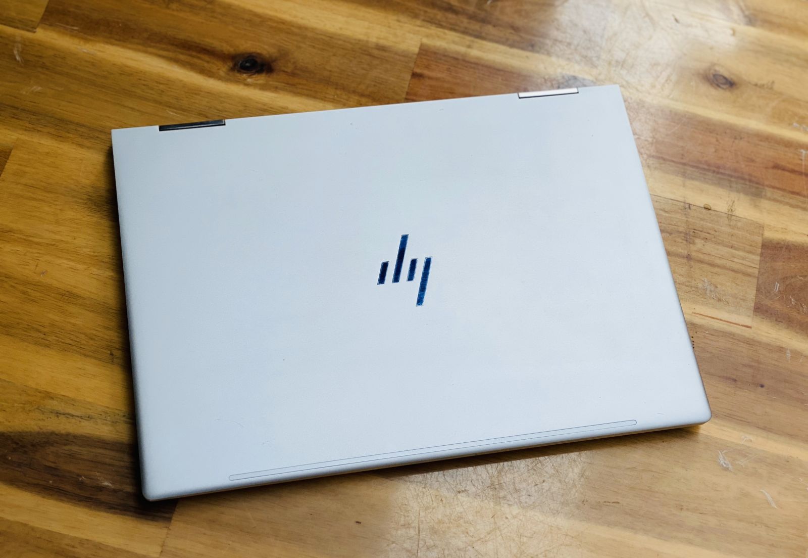 Laptop HP Spectre giá rẻ