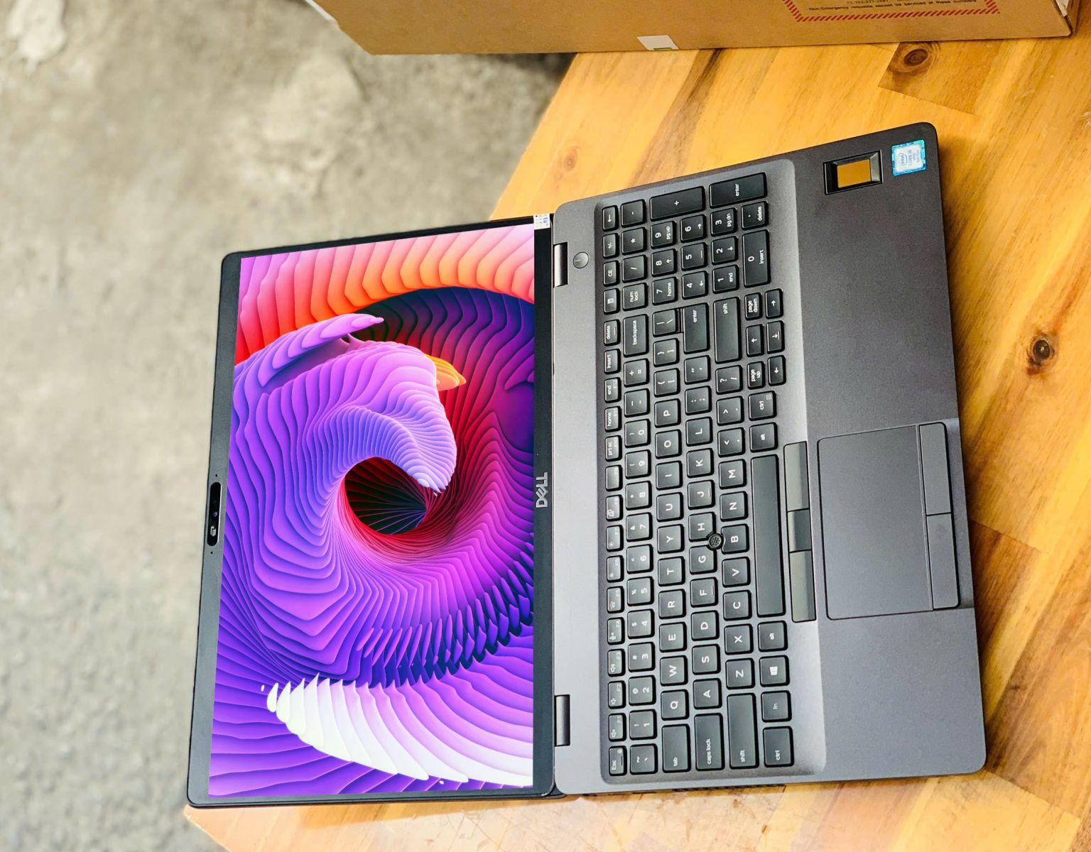 DELL LATITUDE 5501 i5 9400H