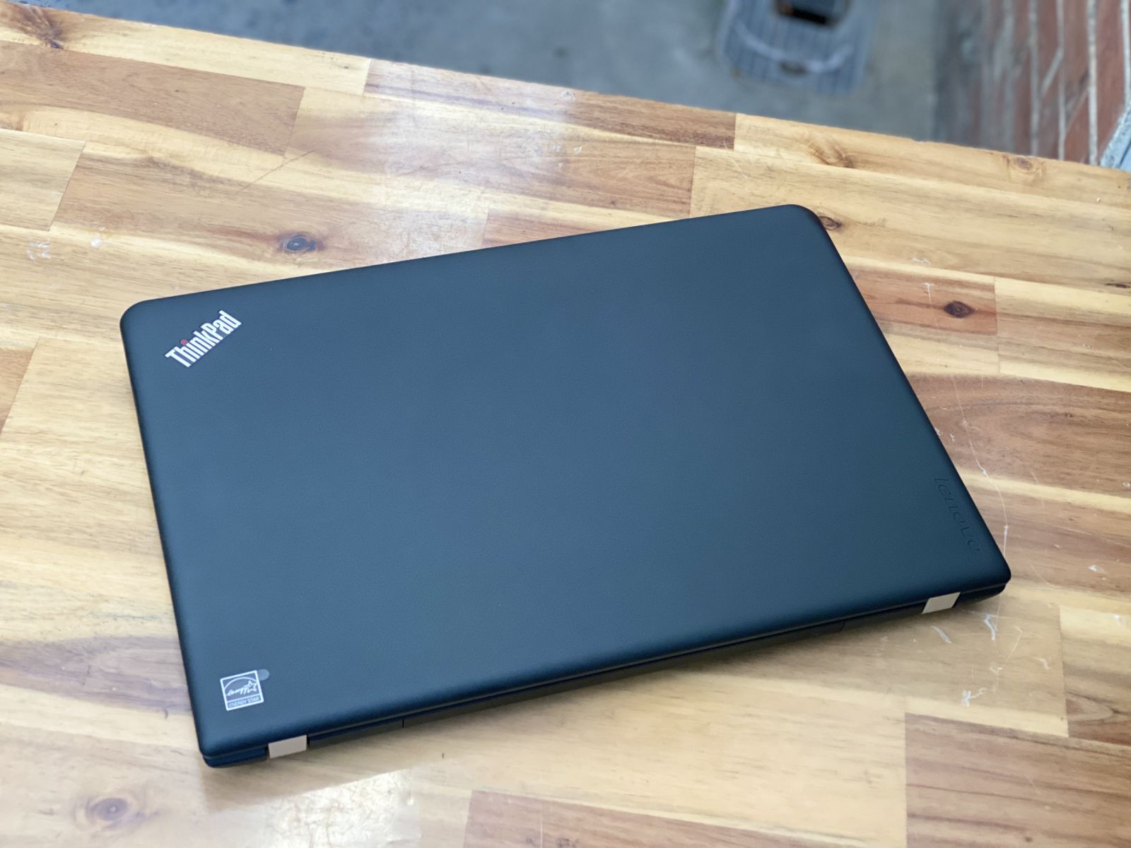 Hình ảnh Lenovo Thinkpad E570 i5 giá rẻ