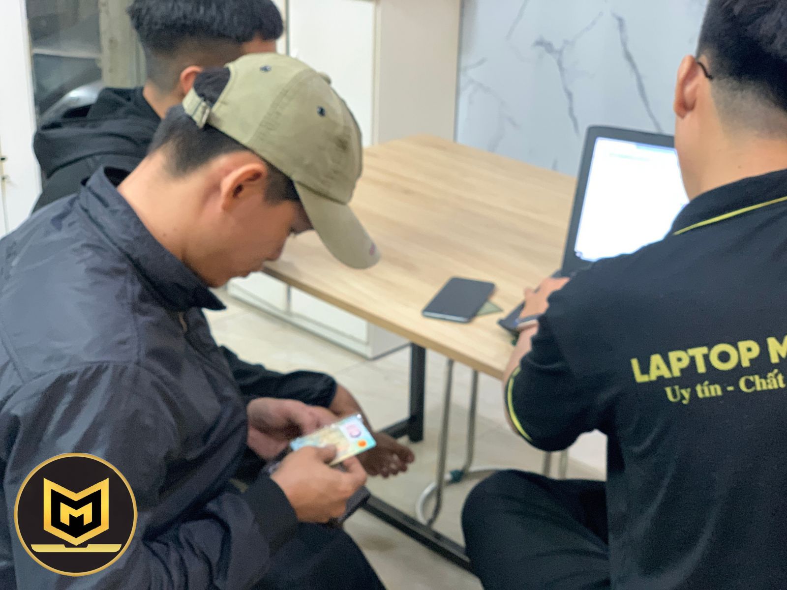 CỬA HÀNG BÁN LAPTOP CŨ TRẢ GÓP UY TÍN TPHCM