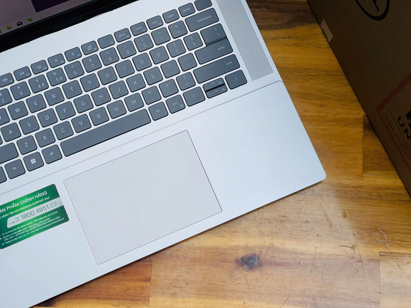 DELL INSPIRON 16 5620 i5 1240P