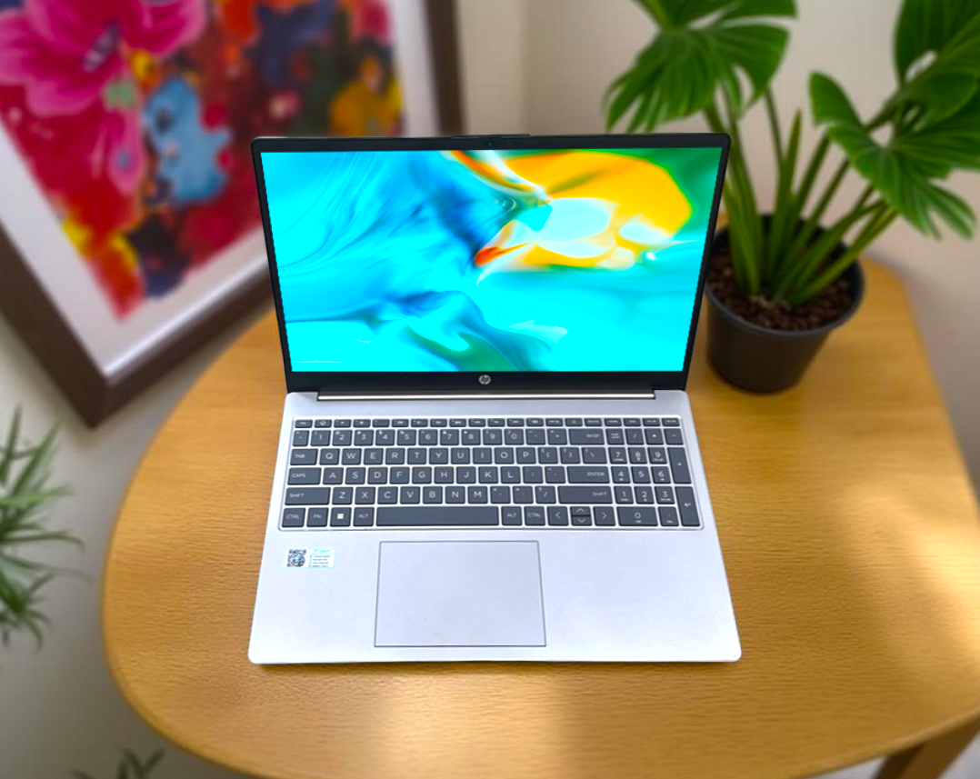 SO SÁNH LAPTOP HP FC RYZEN 5 VÀ LAPTOP HP FD i5 GEN 13