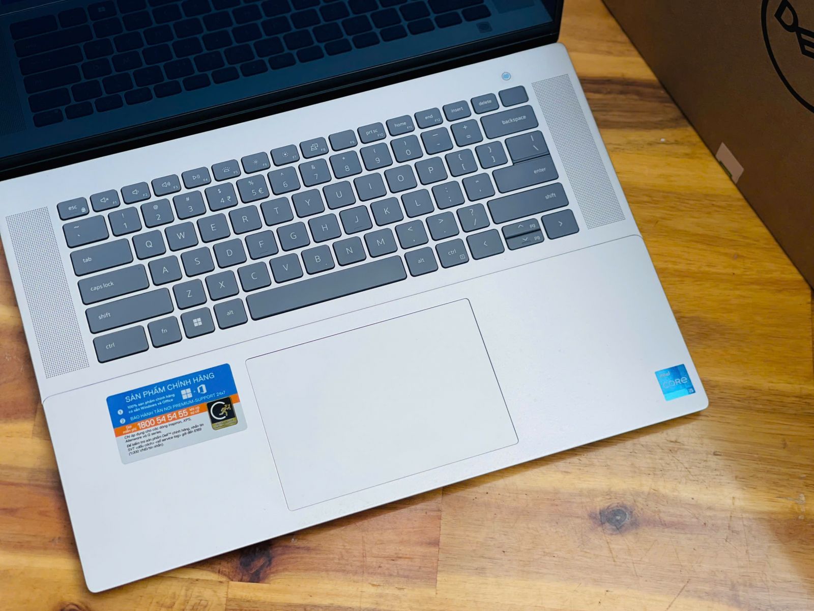 DELL INSPIRON 16 5620 i5 1240P