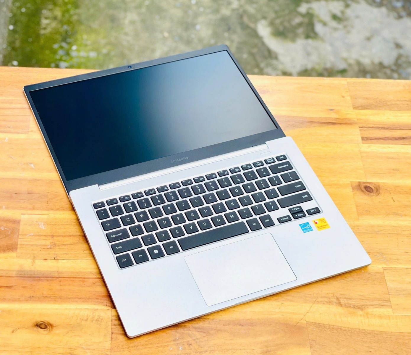 SAMSUNG GALAXY BOOK GO 5G SNAPDRAGON 8CX GEN 2