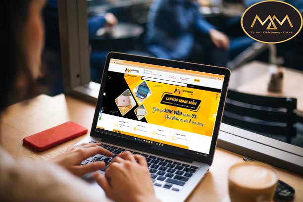 Laptop cũ làm đồ họa nên mua 2023, 2024, 2025, 2026
