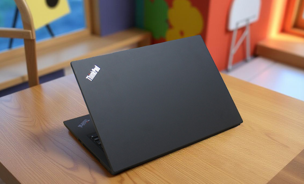 LENOVO THINKPAD P14S GEN 2 I7