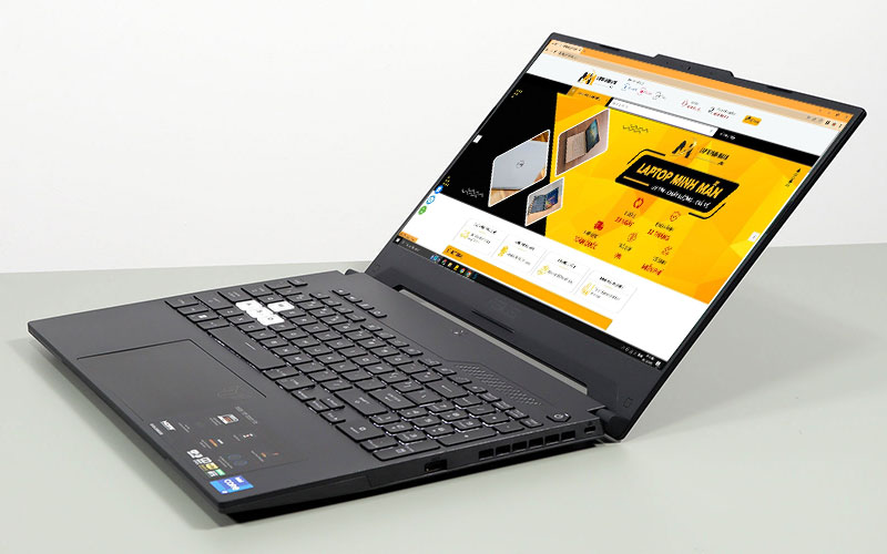 ASUS TUF GAMING FX517ZM i7 12650H