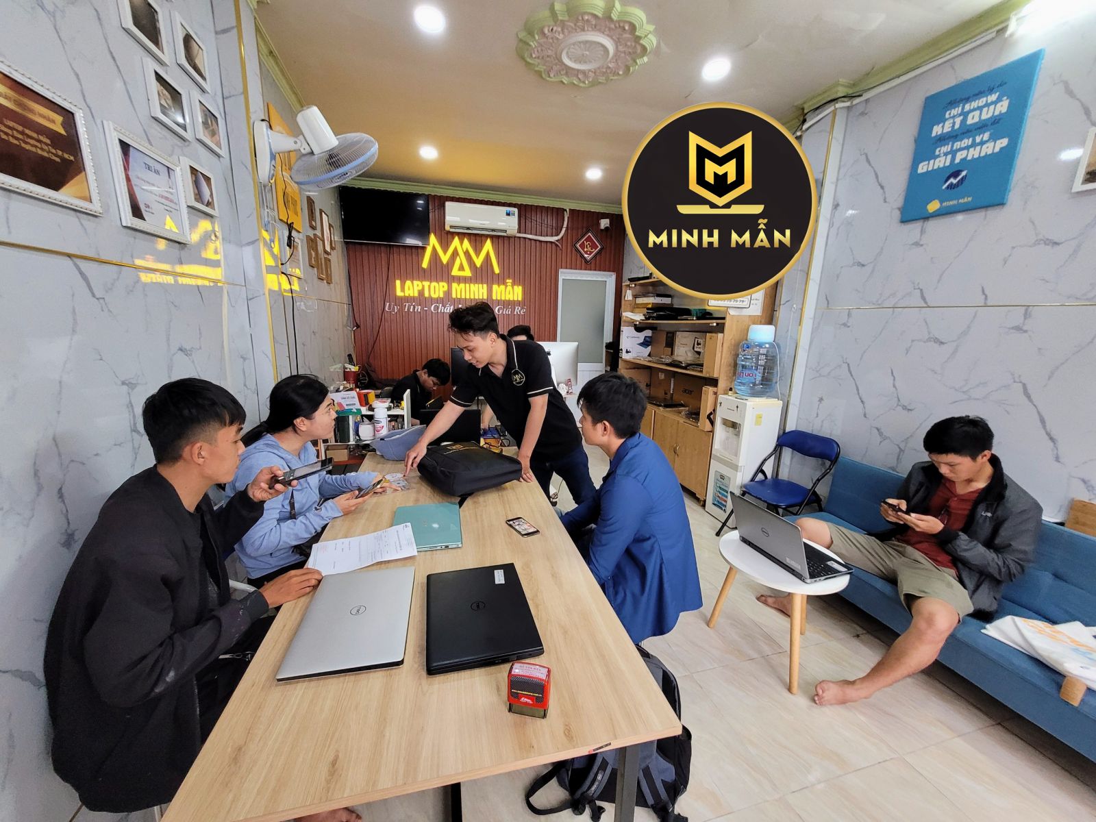 LAPTOP 15INCH MỎNG NHẸ DƯỚI 10 TRIỆU ĐÁNG MUA