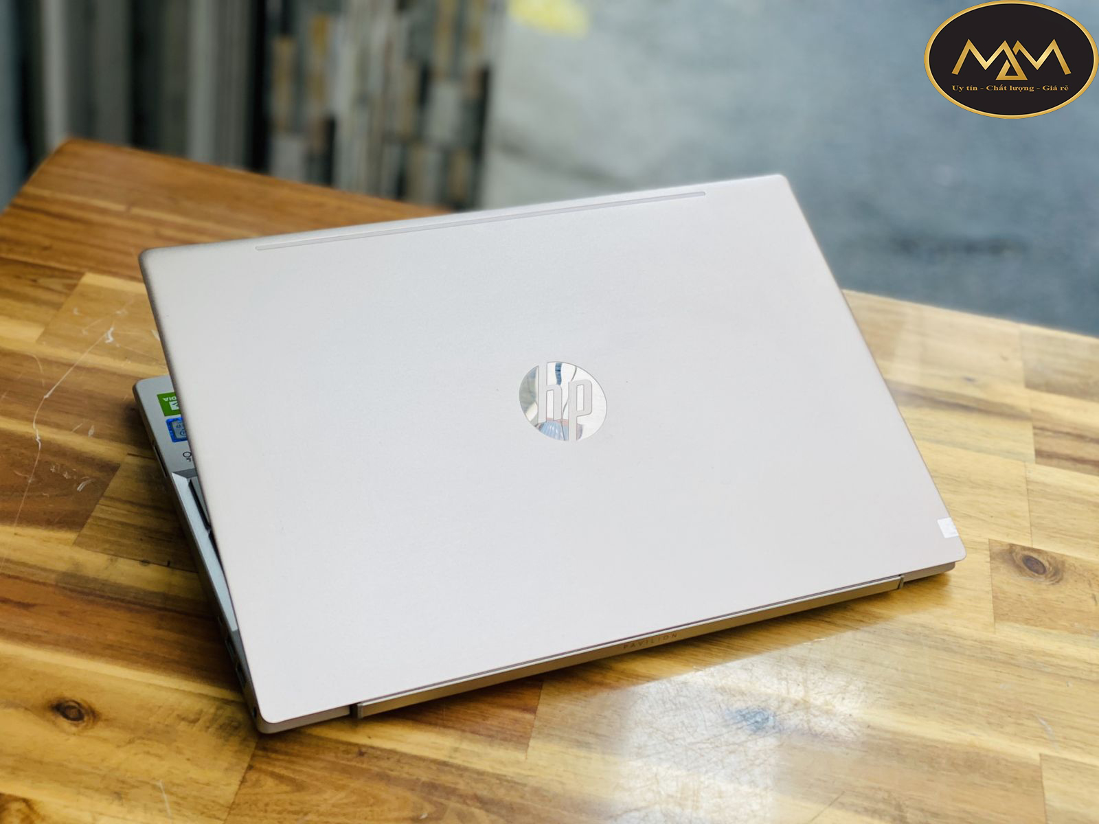 Laptop-cũ-chơi-game-dưới-12-triệu