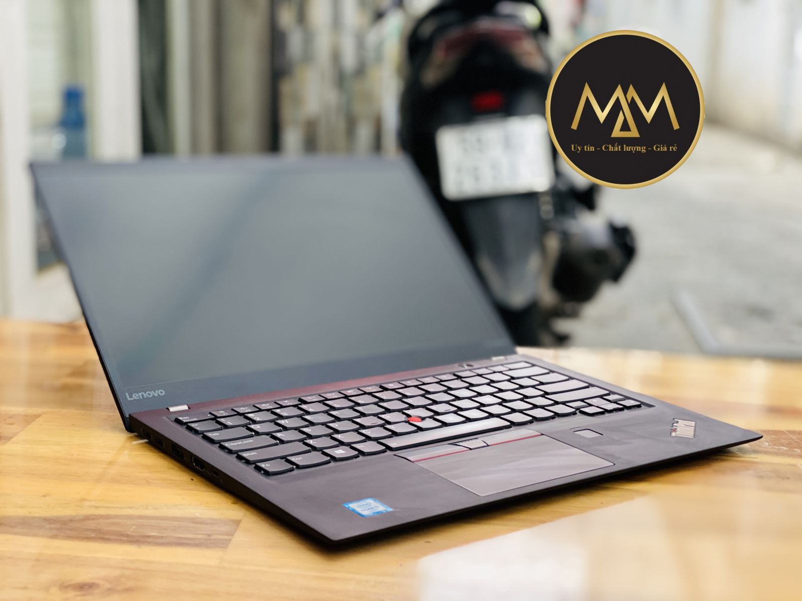X1 Carbon Gen 5 giá rẻ