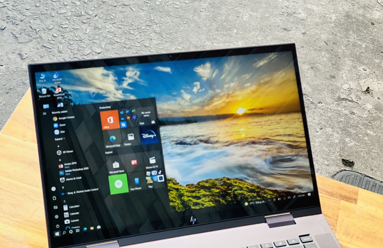 Laptop HP Envy X360 Convertible 15m Ryzen 5 5500
