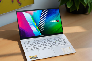 LAPTOP ASUS VIVOBOOK A515EA OLED i5 1135G7 15.6INCH FHD VỎ NHÔM MÀU BẠC TRẮNG GIÁ RẺ