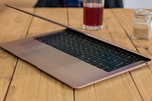 ĐỊA CHỈ BÁN MACBOOK CŨ UY TÍN GIÁ RẺ QUẬN 1