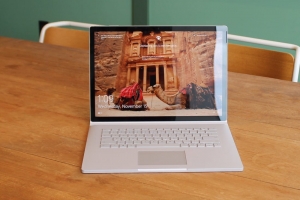 TOP CỬA HÀNG SỬA LAPTOP UY TÍN NHẤT QUẬN PHÚ NHUẬN