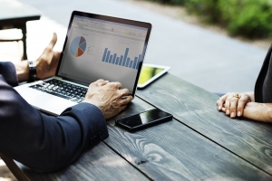 Thu mua laptop cũ giá cao quận 12