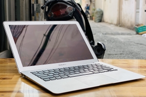THU MUA MACBOOK CŨ GIÁ CAO QUẬN 12
