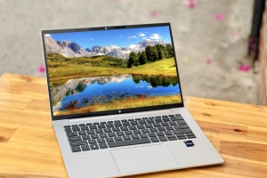 LAPTOP HP ELITEBOOK 840 G9 i5 1245U RAM 16GB SSD 256GB 14IN FHD+ MÀU BẠC GIÁ RẺ