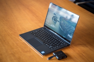 Cửa hàng bán laptop tphcm