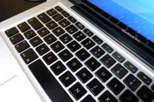 MUA LAPTOP CŨ GIAO HÀNG TẬN NƠI UY TÍN GIÁ RẺ QUẬN TÂN PHÚ